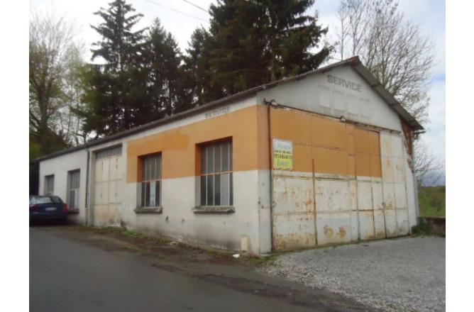 Parking / box Felletin 230 m2 - D