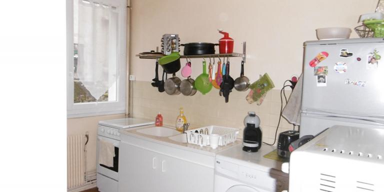 Appartement 2 chambres, chauffage gaz de ville, double vitrage - C