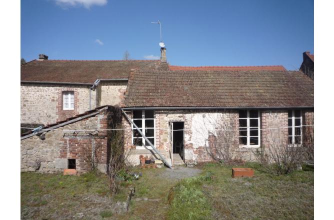 MAISON DE BOURG avec JARDIN - G