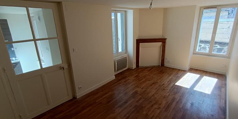Appartement indépendant F3 DUPLEX avec terrasse