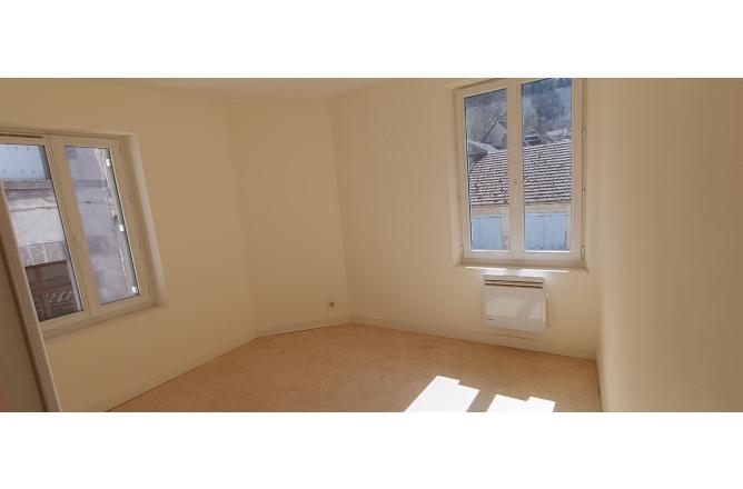 Appartement indépendant F3 DUPLEX avec terrasse - F