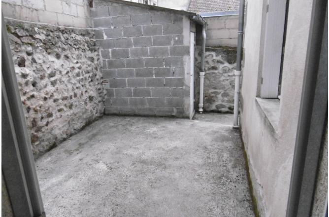 Appartement Duplex, 2 Chambres, cuisine aménagée - F