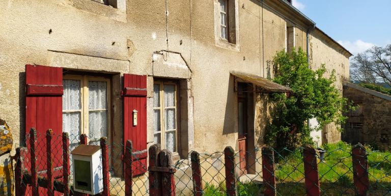 Ancienne ferme avec grandes dépendances