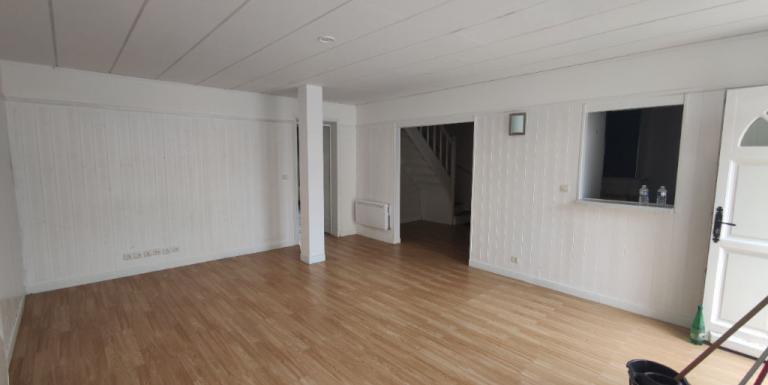 Maison de bourg avec jardin 7 pièce(s) 120 m2 - C