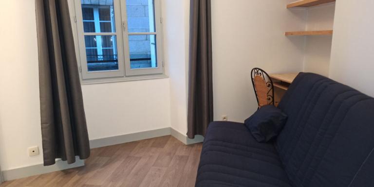 Chambre meublée, huisseries double vitrage, quartier calme en centre ville