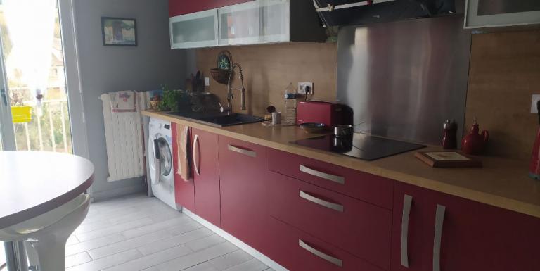MAGNIFIQUE APPARTEMENT LUMINEUX AVEC SES 3 BALCONS - F