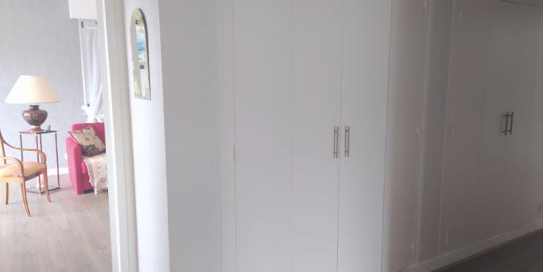 MAGNIFIQUE APPARTEMENT LUMINEUX AVEC SES 3 BALCONS - I