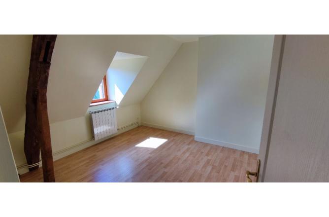 Maison 4 Chambres, 138 m2 habitable, garage et terrasse - I