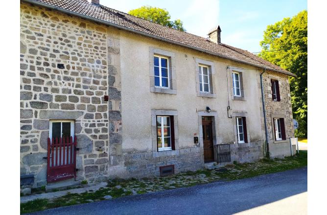 Maison rénovée à 15 mn d'Aubusson - A