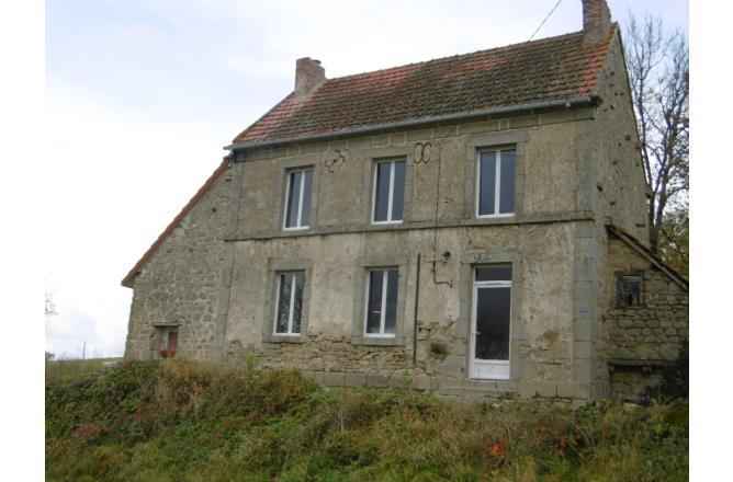 MAISON CREUSOISE EN PIERRES RENOVATION RECENTE - A