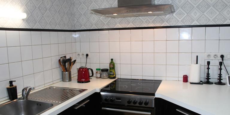 MAISON TROIS CHAMBRES , GARAGE , TERRAIN ATTENANT - B