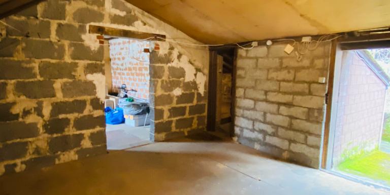 MAISON TROIS CHAMBRES , GARAGE , TERRAIN ATTENANT - I