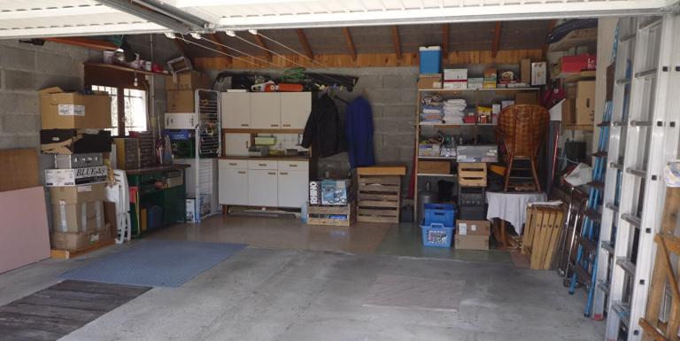Maison proche commerces, jardin et garage - J