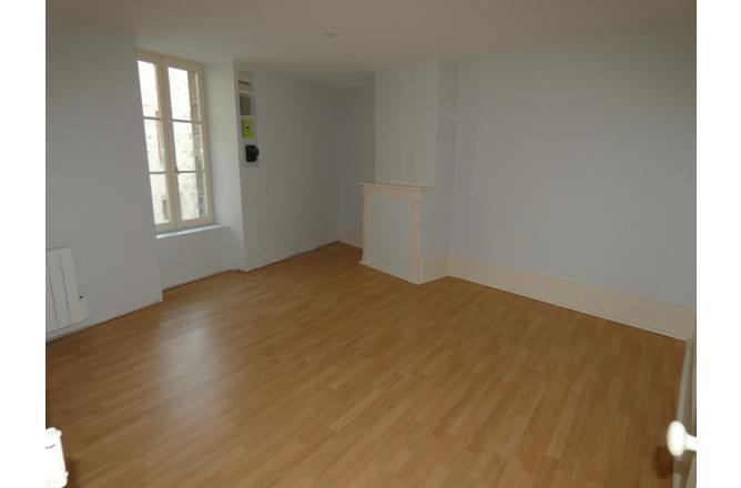 Appartement Felletin 2 pièce(s) 41.3 m2 - B