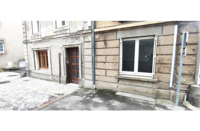 Local commercial 70 M2 CENTRE VILLE FELLETIN - A