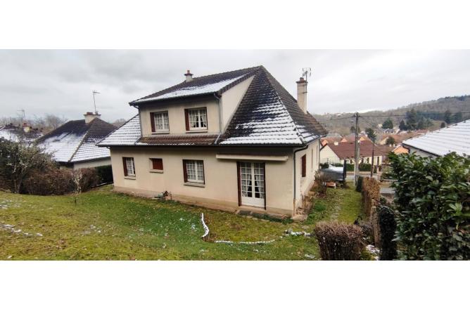 Maison charme, tranquillité, espace intérieur, vue sur Aubusson - D