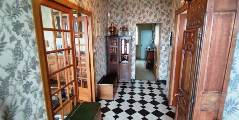 EXCLUSIVITE Maison charme, tranquillité, espace intérieur, vue sur Aubusson - E