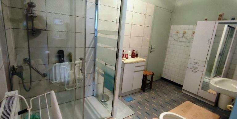 EXCLUSIVITE Maison charme, tranquillité, espace intérieur, vue sur Aubusson - H