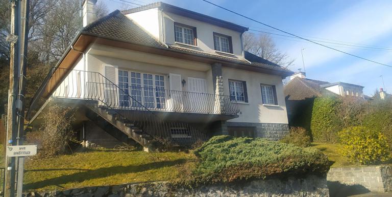 EXCLUSIVITE Maison charme, tranquillité, espace intérieur, vue sur Aubusson - M