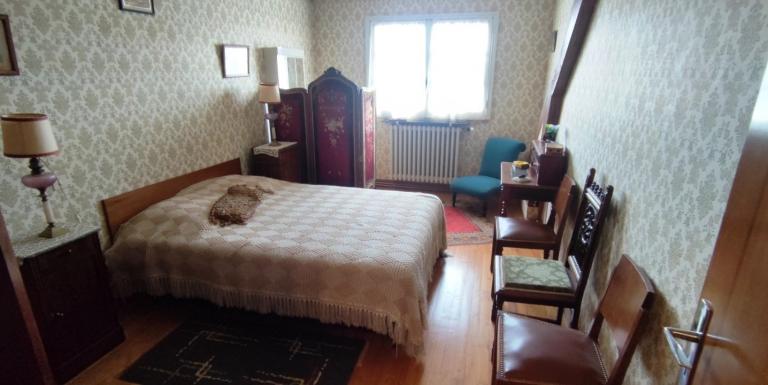 EXCLUSIVITE Maison charme, tranquillité, espace intérieur, vue sur Aubusson - N