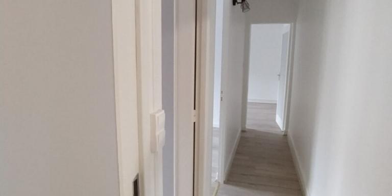 APPARTEMENT REFAIT A NEUF RARE SUR LE MARCHE - G