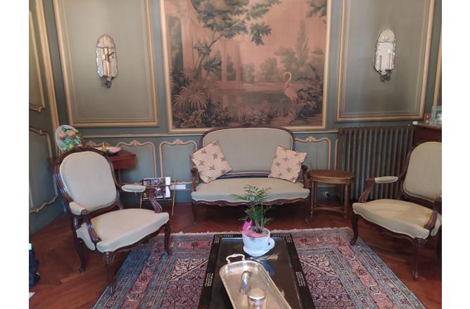 Propriété sur 1hectare 50, Maison de Maître et trois maisons secondaires - C