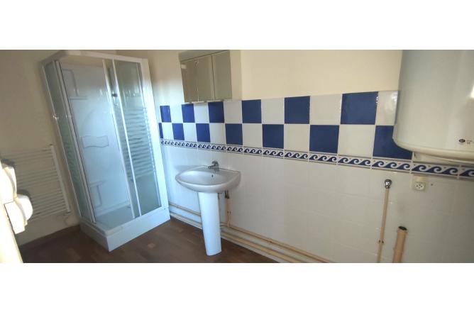 Appartement T2 en rez de chaussée, proche centre ville - C