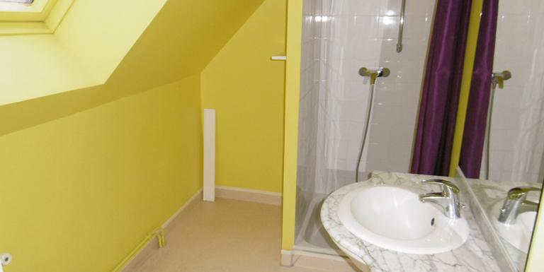 Centre ville AUBUSSON Appartement duplex 3 chambres - F