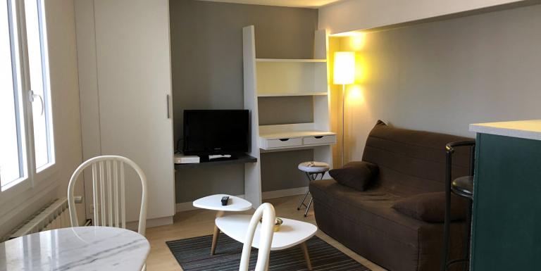 IMMEUBLE DE RAPPORT - B