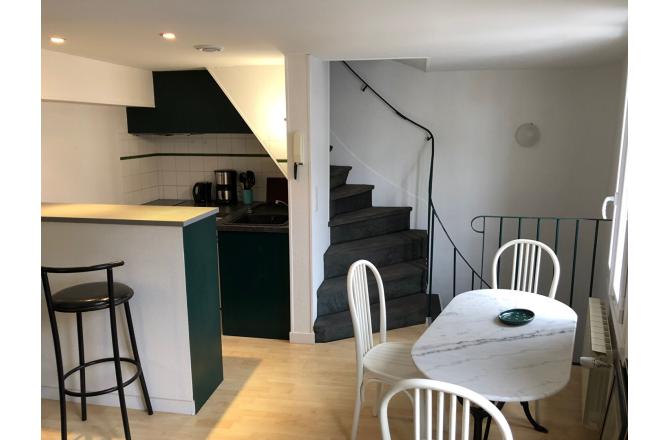 IMMEUBLE DE RAPPORT - F