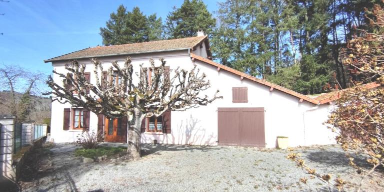 Maison proche FELLETIN , 3 chambres, terrain de 2800 m2