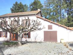 Maison proche FELLETIN , 3 chambres, terrain de 2800 m2