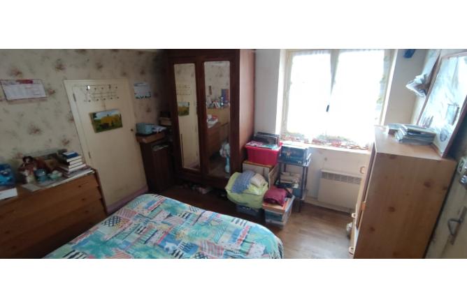 IMMEUBLE DE RAPPORT DANS QUARTIER CALME - E