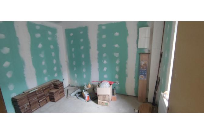 IMMEUBLE DE RAPPORT DANS QUARTIER CALME - F