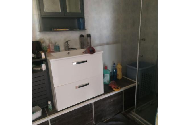SECTEUR CROCQ MAISON HABITABLE DE SUITE AVEC TRES JOLI JARDIN AMENAGE - E
