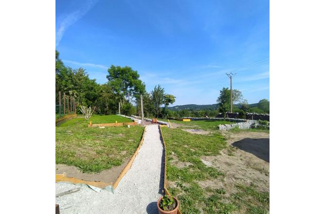 SECTEUR CROCQ MAISON HABITABLE DE SUITE AVEC TRES JOLI JARDIN AMENAGE - F