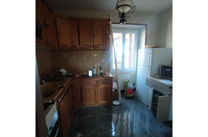 SECTEUR CROCQ MAISON HABITABLE DE SUITE AVEC TRES JOLI JARDIN AMENAGE - I