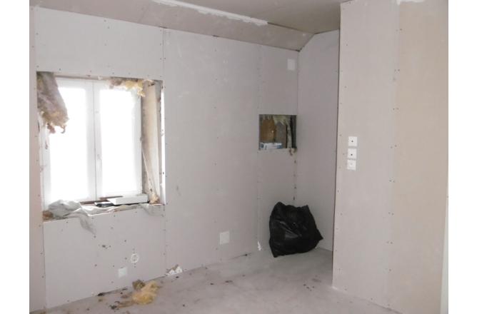 MAISON EN COURS DE RENOVATION PROCHE D AUBUSSSON - G