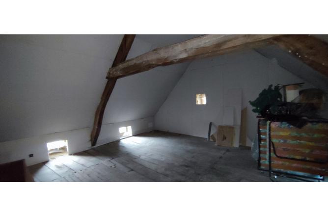 PROCHE AUBUSSON FERMETTE - E
