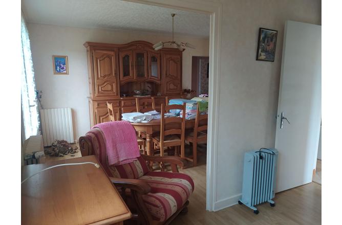 SECTEUR CROCQ HABITATION DE PLAIN PIED AVEC GRAND TERRAIN - C