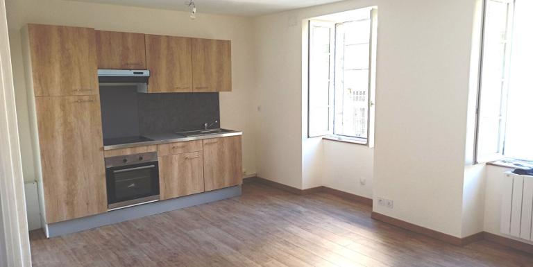 FELLETIN Centre ville DUPLEX 2 CHAMBRES