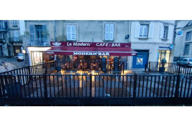 BAR A VENDRE A AUBUSSON - B