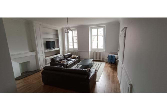 Appartement F3 meublé Aubusson - E