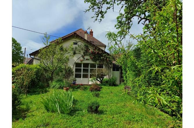 Maison 3 Chambres, garage, véranda, Jardin - A