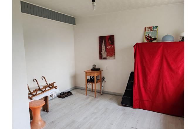 Maison Aubusson 4 pièce(s) 120 m2 , trois chambres , vue dégagée - N