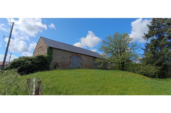Maison avec Belle grange sur terrain de 1600 m2 - C