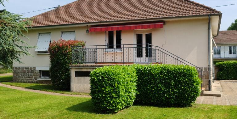 Pavillon Aubusson sur sous sol en parfait état