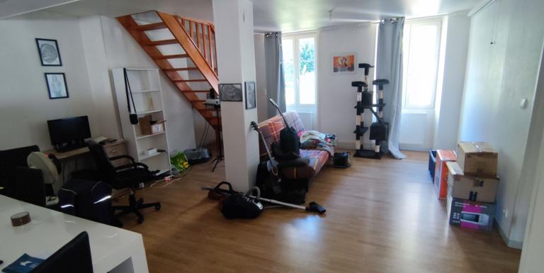 PPARTEMENT F2 DUPLEX CENTRE VILLE AUBUSSON