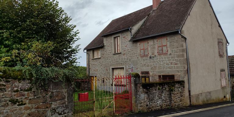 MAISON DE BOURG PLEINE DE CHARME