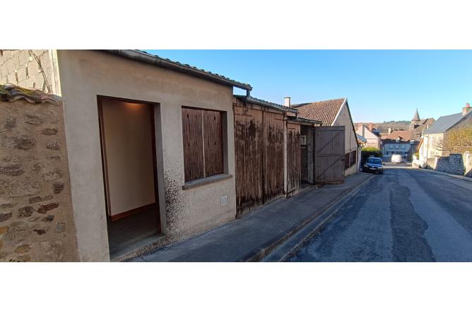 Centre FELLETIN Maison 75 m2 et bâtiment de 216 m2 - F